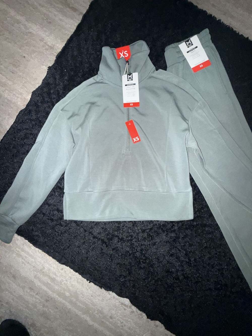 Member's Mark Sandwash Half-Zip Pullover & Pant Size XS Sage **Sold as a set**